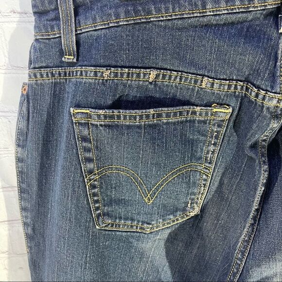 Levi’s 515 bootcut jeans  - Picture 6 of 8